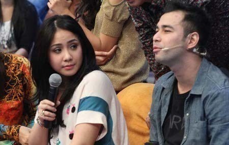 Ayah Nagita Slavina Bantah Raffi Ahmad Akan Lamar Putrinya 26 April