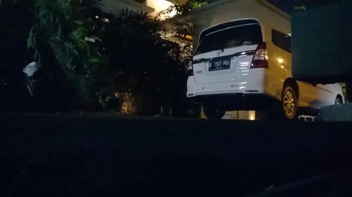 Mobil Jokowi Terparkir di Rumah Akbar Tandjung, Ada Apa?
