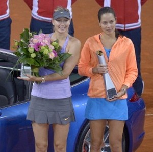 Sharapova Sabet Hat-trick Juara di Stuttgart