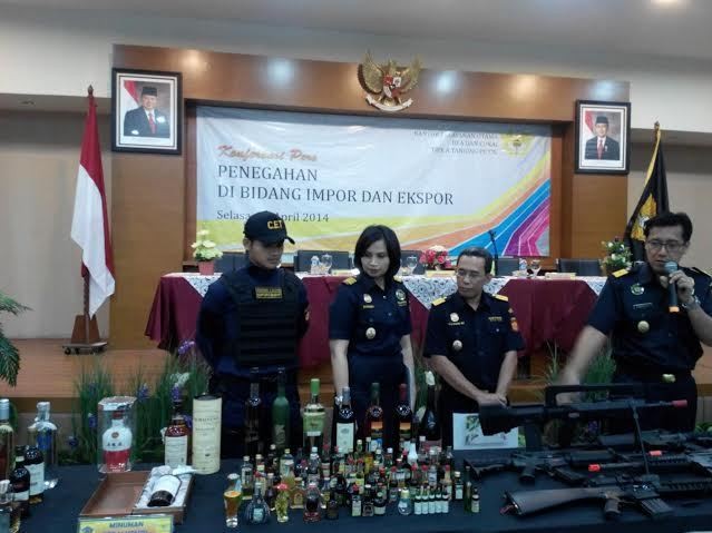 KPU Bea dan Cukai Tanjung Priok Sita Ratusan Barang Ekspor dan Impor Tanpa Izin
