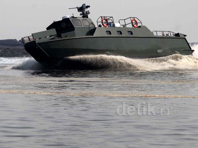 TNI AD Luncurkan Kapal Motor Cepat