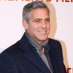 George Clooney dan Amal Alamuddin Dipastikan Telah Resmi Tunangan