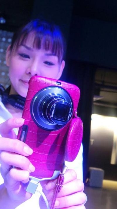 Meneropong Galaxy K Zoom