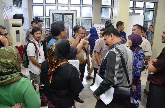 Dugaan Penggelembungan Suara, Rekap Caleg DPR dari Aceh Ditunda