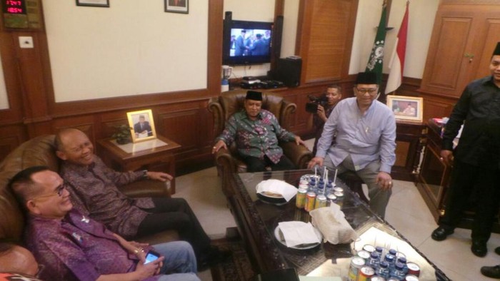 Pramono Edhie dan Ruhut Merapat ke Kantor PBNU, Ada Apa ?
