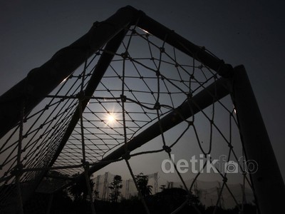 Taman Waduk Pluit Dilengkapi Lapangan Futsal
