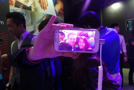 Galaxy K Zoom, Ini Ponsel atau Kamera?