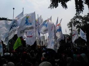 Aksi Buruh di Istana Bermuatan Politis, Ada Janji Dukung Prabowo