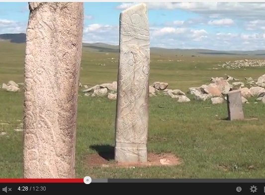 Batu Rusa yang Misterius di Mongolia
