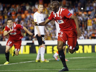 Gol Dramatis MBia Bawa Sevilla ke Final
