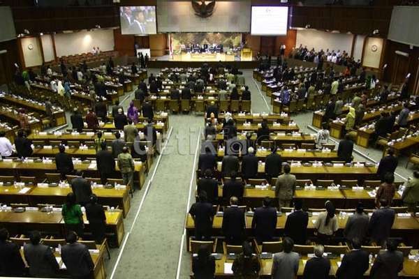 Komisi II: Menteri yang Dilantik Jadi Anggota DPR Harus Mundur
