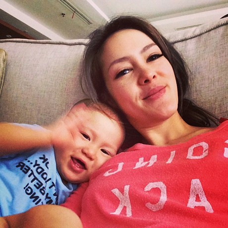 Tak Pakai Baby Sitter, Cathy Sharon Tak Ribet Urus Anak