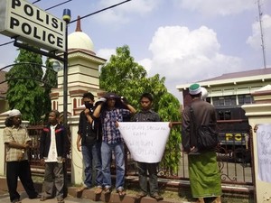Simpatisan Ditangkap Saat Konvoi Razia, FPI Demo Polresta Banda Aceh