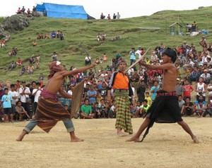 Ini Dia Bukti Kejantanan Pria dari Lombok