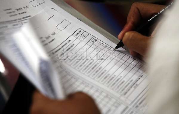 Tinggal 1 Hari Lagi, KPU Baru Tetapkan Rekapitulasi 12 Provinsi