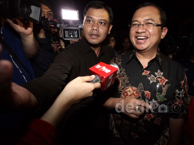 Ormas Golkar Kumpul di Rumah Ical