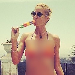 Pamer Bikini, Heidi Klum Tetap Seksi di Usia 40 Tahun