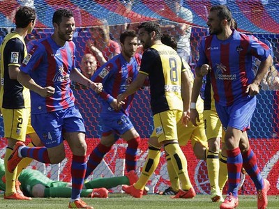 Atletico Tumbang di Tangan Levante