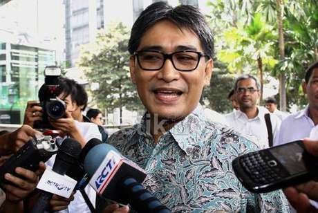 Di Ruang Menpora, Choel Tanya Kesiapan PT AK Garap Hambalang
