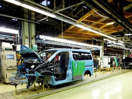 Nissan Produksi Evalia Listrik
