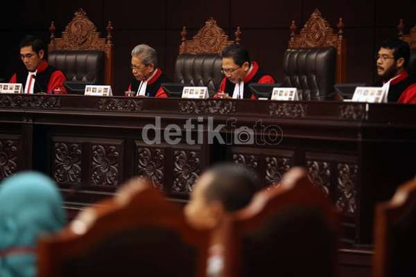 MK Tolak Gugatan Apindo Terkait Pegawai Kontrak