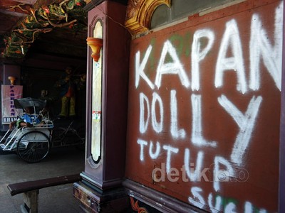 Warga Dolly Menolak Penutupan