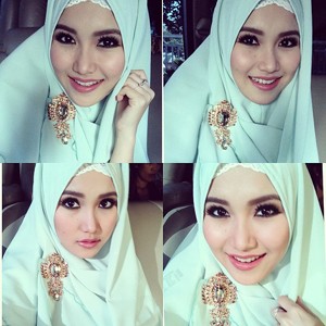 Aih, Cantiknya Ayu Ting Ting Berhijab