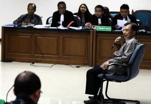 Dapat Laporan Perampokan Century, JK Perintahkan Kapolri Tangkap Robert Tantular