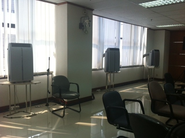 3 AC Sewaan Untuk Boediono Sudah Terpasang di Pengadilan Tipikor