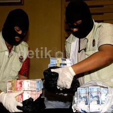 KPK Lihat Rachmat Yasin Aktif Terima Suap