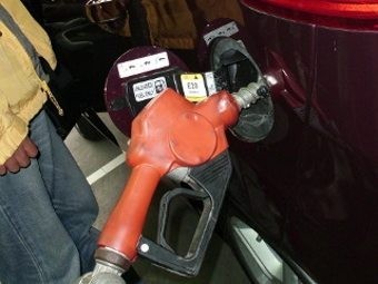 Aturan BBM LCGC Lewat Pembedaan Nozzle Potensi Kecurangan?