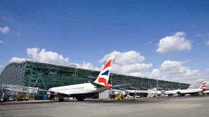 10 Bandara Paling Asyik untuk Belanja