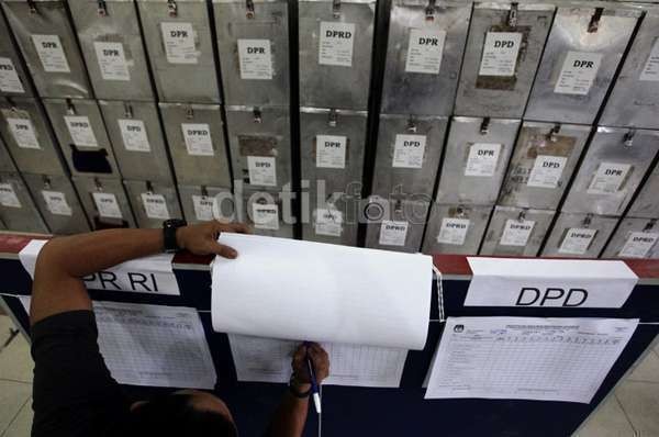 Optimistis Rekap Selesai Besok, KPU: Kami Belum Pikirkan Perppu