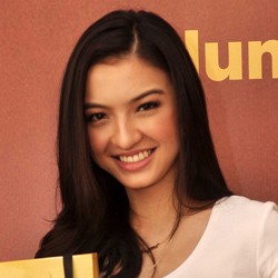 Raline Shah Beri Sedikit Bocoran tentang Perannya di Film Supernova