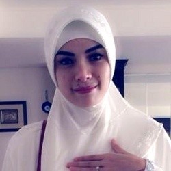 Nikita Mirzani Kabur Ketika Ditanya Kehamilan
