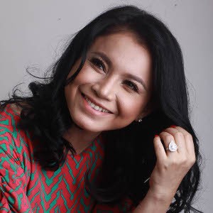 Lama Sendiri, Rossa Nikmati Jadi Orangtua Tunggal