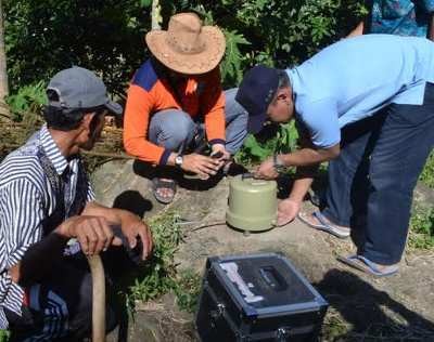 Diguncang Gempa Skala Kecil Terus Menerus, Rumah Warga Retak-retak