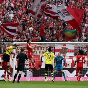 Kans Juara Bayern-Dortmund 50-50