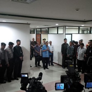 Usai Bersaksi, Boediono: Ini Hari yang Panjang, Tapi Saya Lega