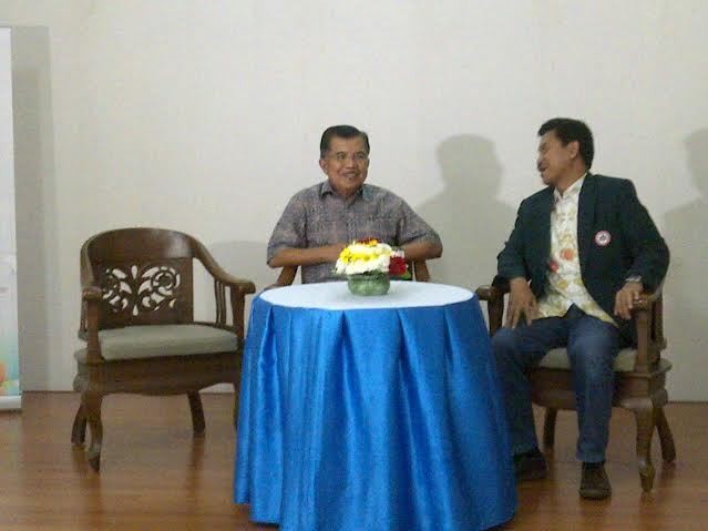 JK Sindir Anomali Dunia Kesehatan di Depan Puluhan Dokter Spesialis