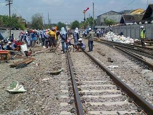 Jalur Ganda Kereta Jakarta-Surabaya Bisa Digunakan Saat Musim Mudik 2014