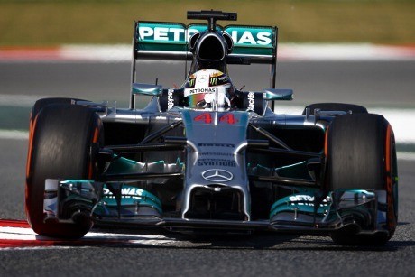 Hamilton Kuasai Sesi Latihan Pertama