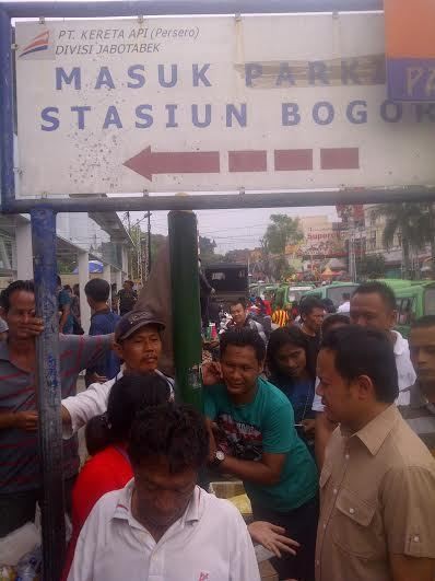 Bikin Macet, Bima Arya: Pintu Masuk Stasiun Bogor Akan Dipindah