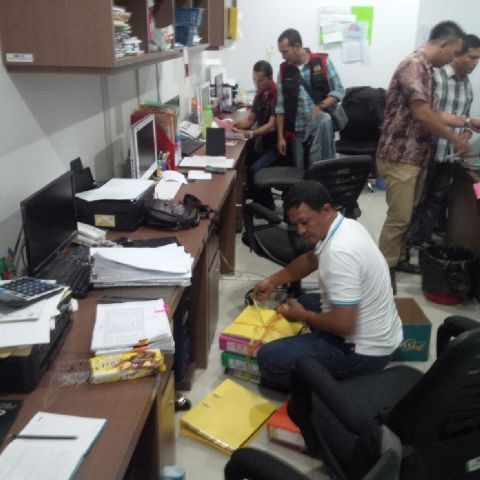 Kantor BUMD Bengkalis Digeledah Terkait Dugaan Korupsi Pembangkit Listrik