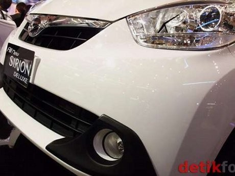 Daihatsu: Sirion Asyik Buat Slalom