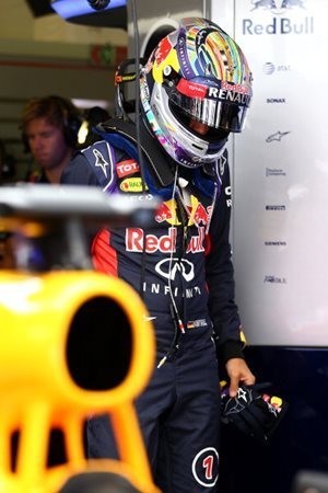 Ganti Girboks, Vettel Kena Penalti Lima Grid