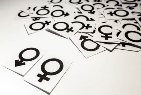 Pentagon Tinjau Ulang Kebijakan Transgender di Militer AS