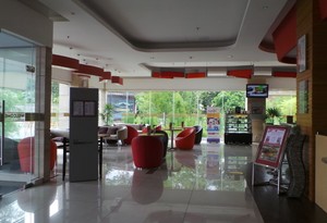 Menginap di ibis, Bisa Fitness & Berenang di Novotel