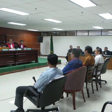 Ketika Nazar, Anas dan Andi Mallarangeng Duduk Berdampingan di Pengadilan