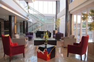 Aston Kupang, Hotel Modern Bernuansa Indonesia Timur